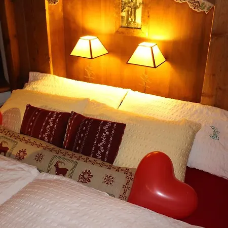 Meuble Gorret Hotel