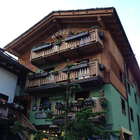 Meuble Gorret Hotel